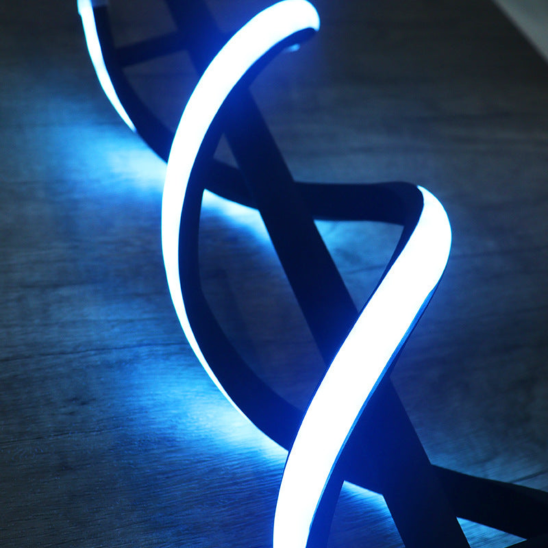 Nordic Dual Spiral LED-lampa – modern järnremsdesign MILA Sverige