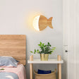 Nordisk Kreativ Enkel Trä Konst Liten Fisk LED Lampa Carvallo