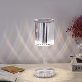 Elegant LED-bordslampa i diamantskuren akryl – Ambient Mood Lighting MILA Sverige