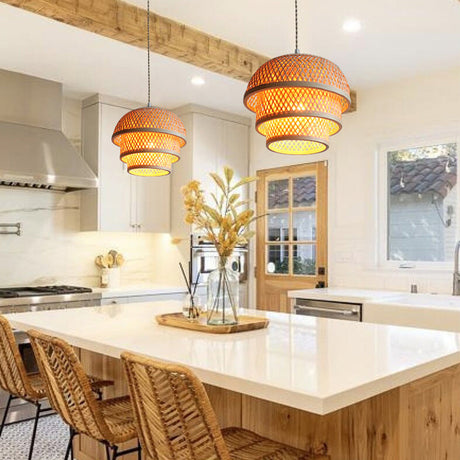 Handgjord bamboohänglampa för ö Carvallo