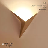 OrigamiGlow Light - Minimalistisk Origami Triangelformad LED Vägglampor Carvallo