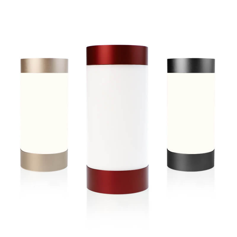 Elegant cylindrisk LED-bordslampa – USB-driven aluminium- och akryldesign MILA Sverige