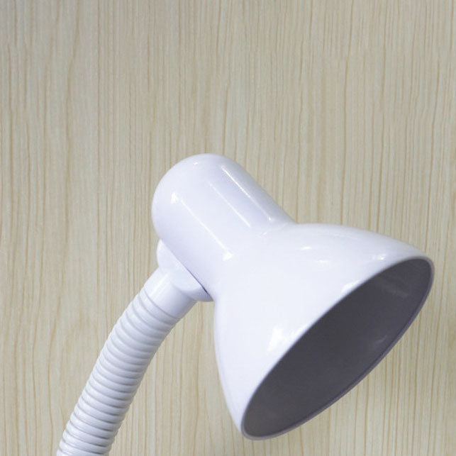 Fotbollsinspirerad LED-bordslampa – ögonvänlig belysning MILA Sverige