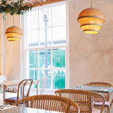 Handgjord bamboohänglampa för ö Carvallo