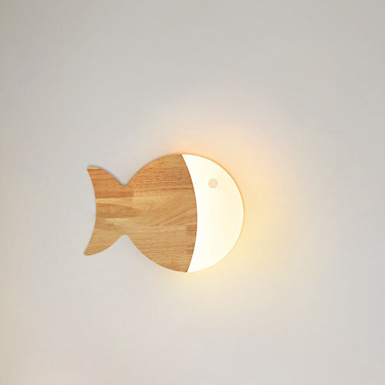 Nordisk Kreativ Enkel Trä Konst Liten Fisk LED Lampa Carvallo