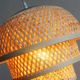 Handgjord bamboohänglampa för ö Carvallo