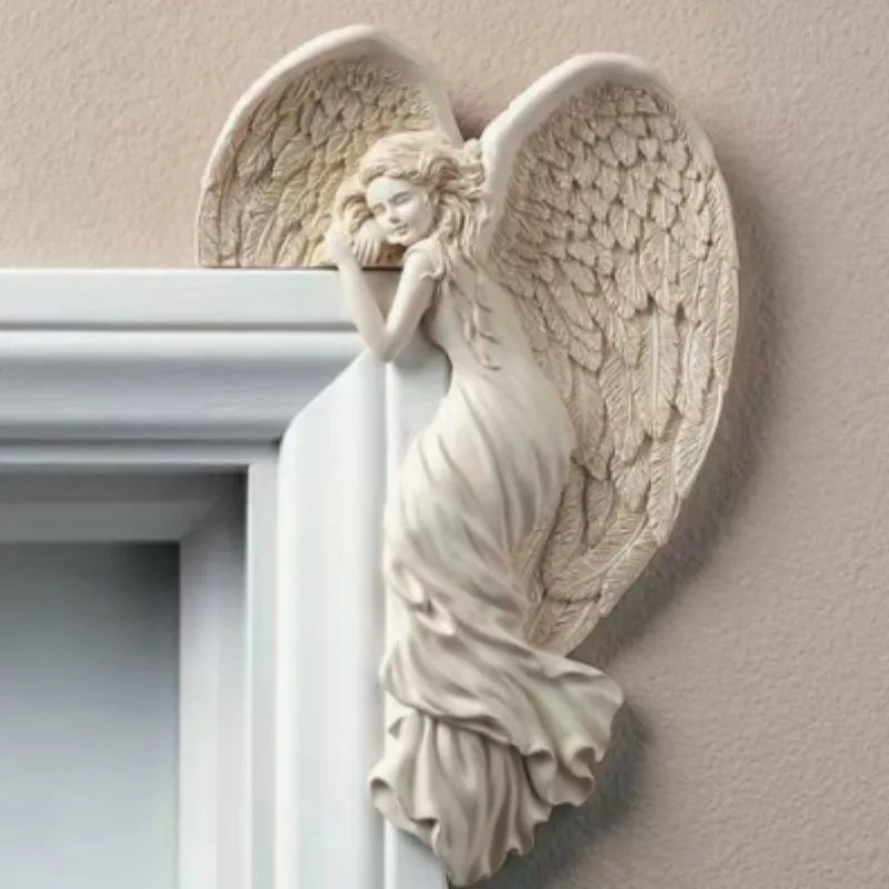 3D-väggskulptur med vit ängel - Elegant bevingad hörnkonst för klassisk heminredning MILA Sverige