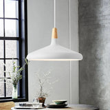 Nordisk Macaron Pendant Light | Trä Accent | Minimalistisk Charm | D7.09"-15.35" | Brick by Brick Carvallo