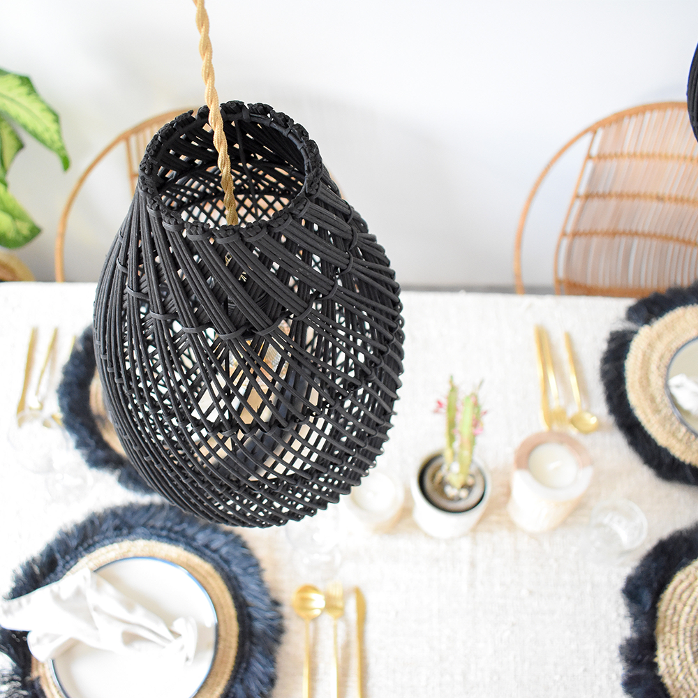 Klassisk Bondgård Svart Flätad Handvävd Taklampa Carvallo