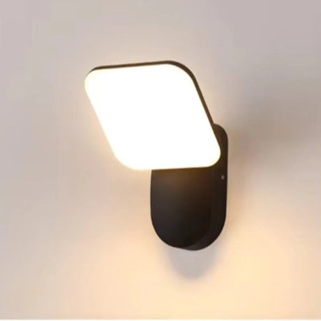 MotionGlow – Smart LED-vägglampa med rörelsesensor för handsfree och effektiv belysning Carvallo