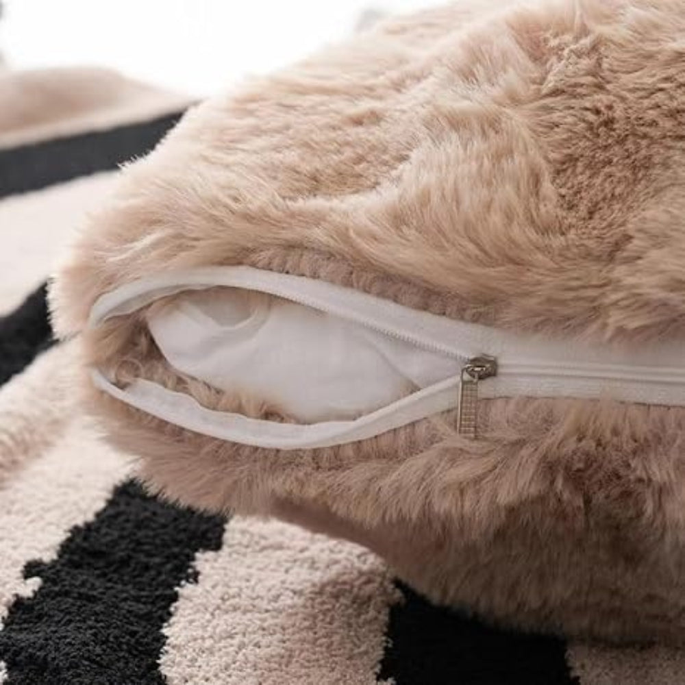 Rabbit Faux Fur Kudde Carvallo