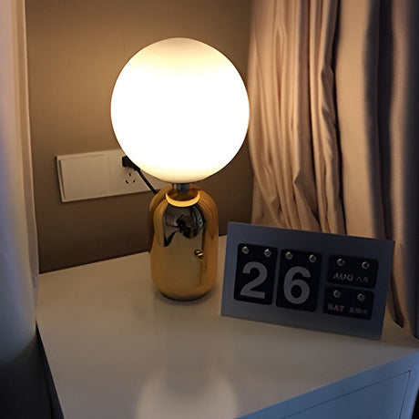 1-Ljus Handblåst Aballs Bordslampa Elektropläterad Nordisk Carvallo