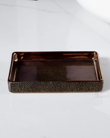 Carvallo – Lyxigt Badrumset med Fin Textur och Gyllene Detaljer Carvallo