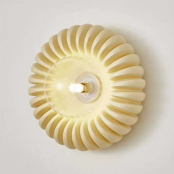 ResinGlow – Modern vägglampa i harts för stilfull belysning Carvallo