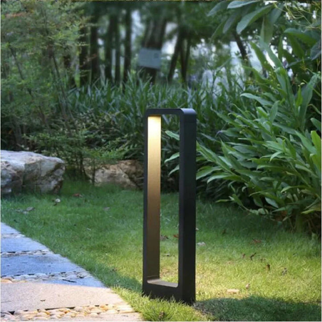 Modern Ground Garden Light - Hållbar Väderbeständig Design Carvallo