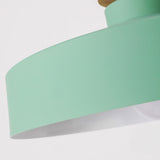 Hänglampa i färgglad metallfinish Carvallo