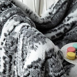 Elegant Seraphina Velvet Sherpa Filten Carvallo