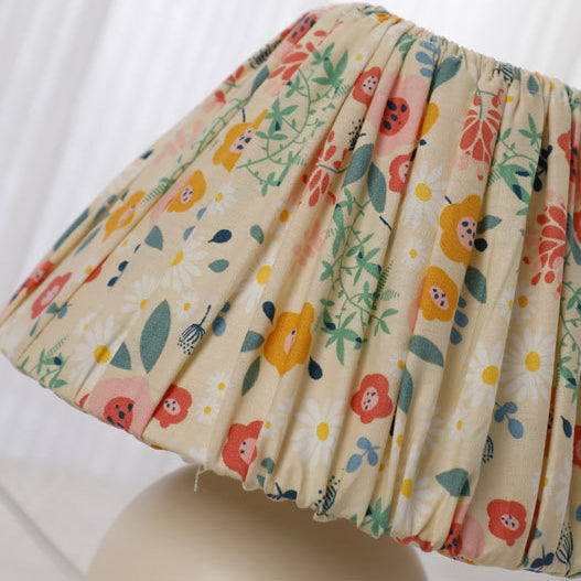 Elegant keramisk bordslampa – Vintage blommig berlock MILA Sverige