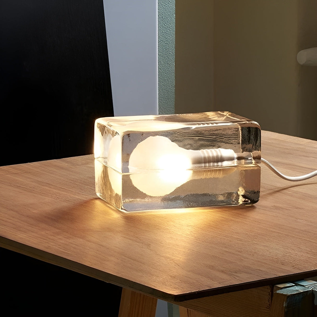 IceLuxe Light – Minimalistisk isbit LED-glaslampa Carvallo