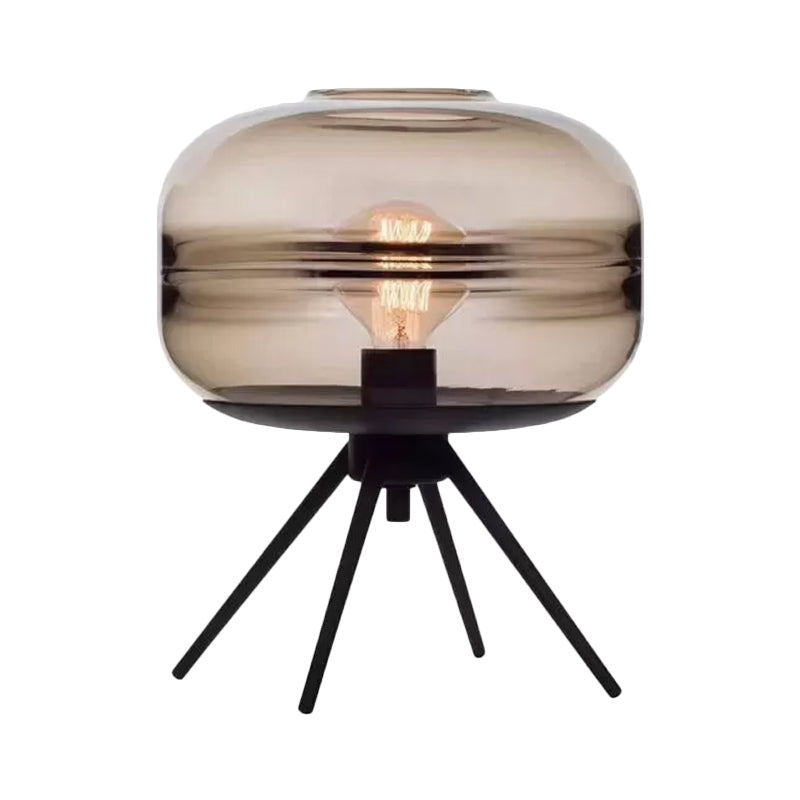GlassLuxe – Modern fyrbent bordslampa med stilren design Carvallo