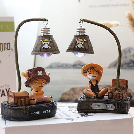 AdventureGlow – Piratlampa med LED för Barn och Animefans Carvallo