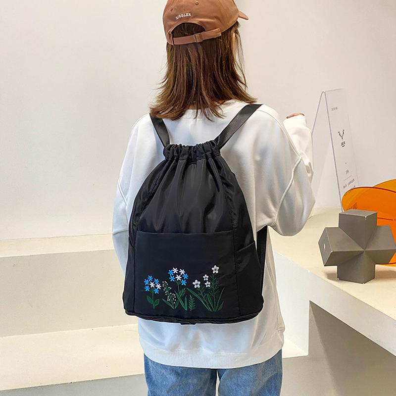 Carvallo – En ryggsäck. För alla vägar i världen. Carvallo