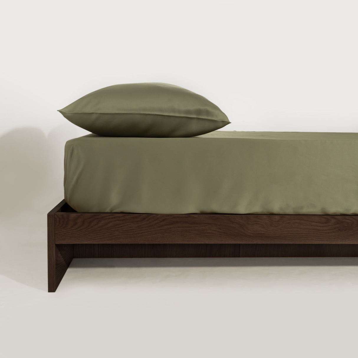 Bamboo Passformlakan - Husdjursrullande för Hundar/Katter Familj Carvallo