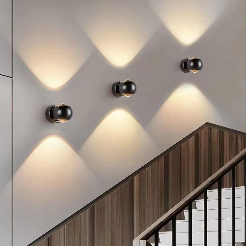 FlexBright – 180° Svängbar LED Vägglampa i Modernt Design Carvallo