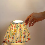 Elegant keramisk bordslampa – Vintage blommig berlock MILA Sverige