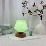 Samtida ribbad glas- och trälampa – konformad design MILA Sverige