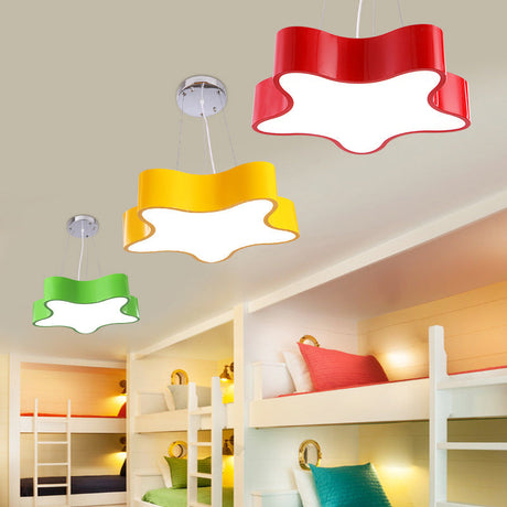 LED Barnlampa Hängande med Stjärna Acryl Kåpa, Röd/Grön/Gul Avslutning Carvallo