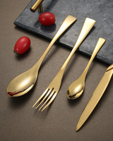 Élan Luxe – Fint Bestickeset med Tidlös Elegans för en Stilig Dukning Carvallo