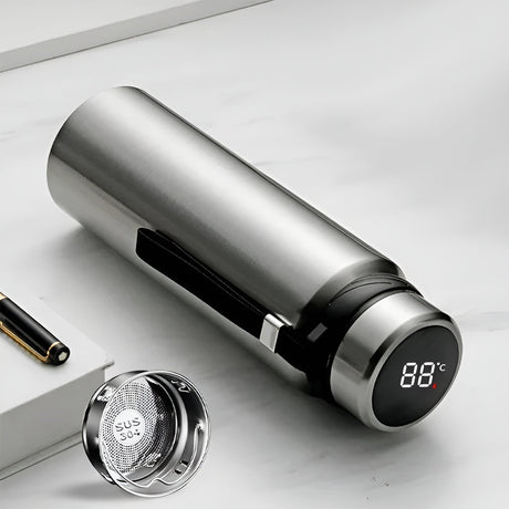 Isoleringsflaska i rostfritt stål – Håller drycker 24 h varma eller kalla | Stilig drickflaska Carvallo