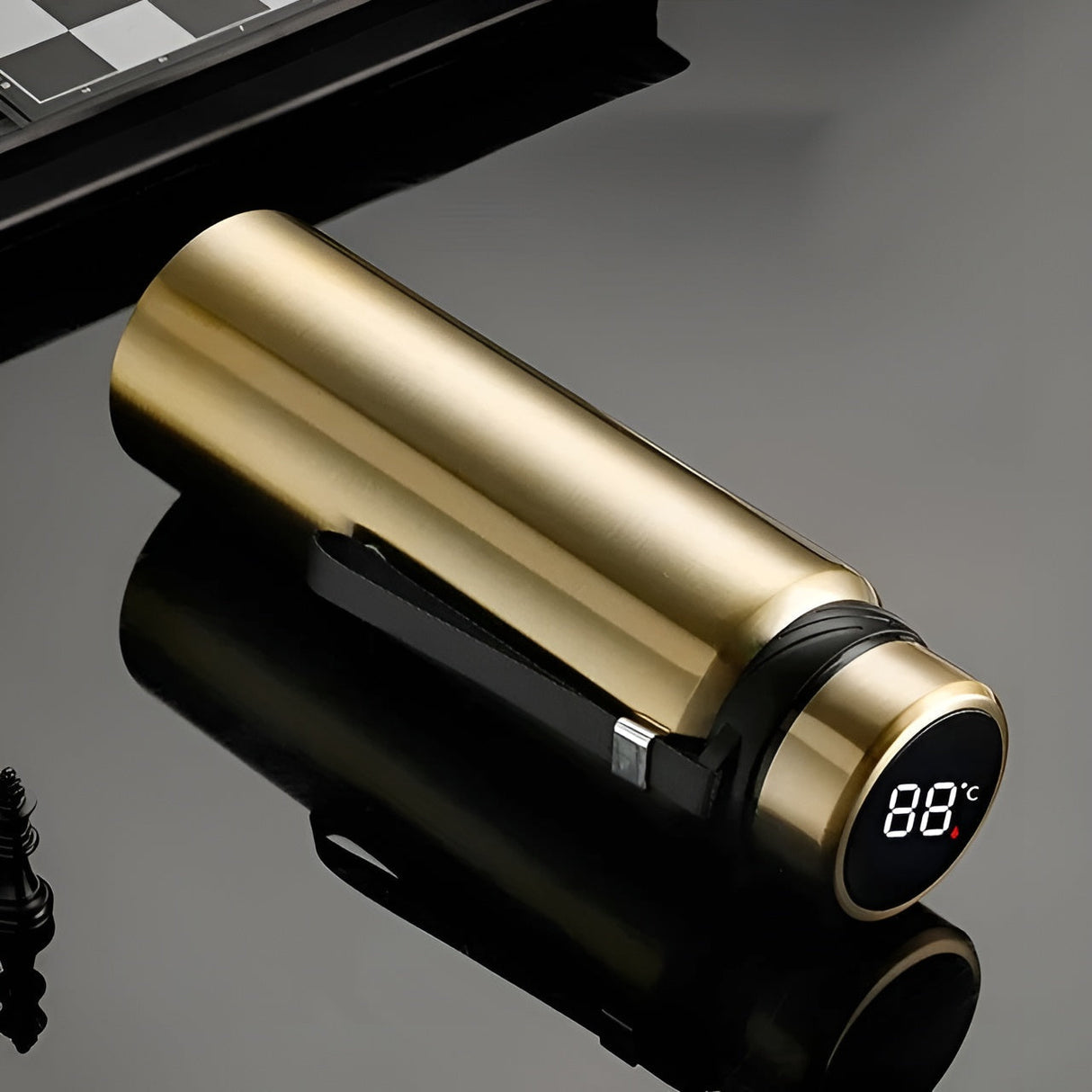 Isoleringsflaska i rostfritt stål – Håller drycker 24 h varma eller kalla | Stilig drickflaska Carvallo