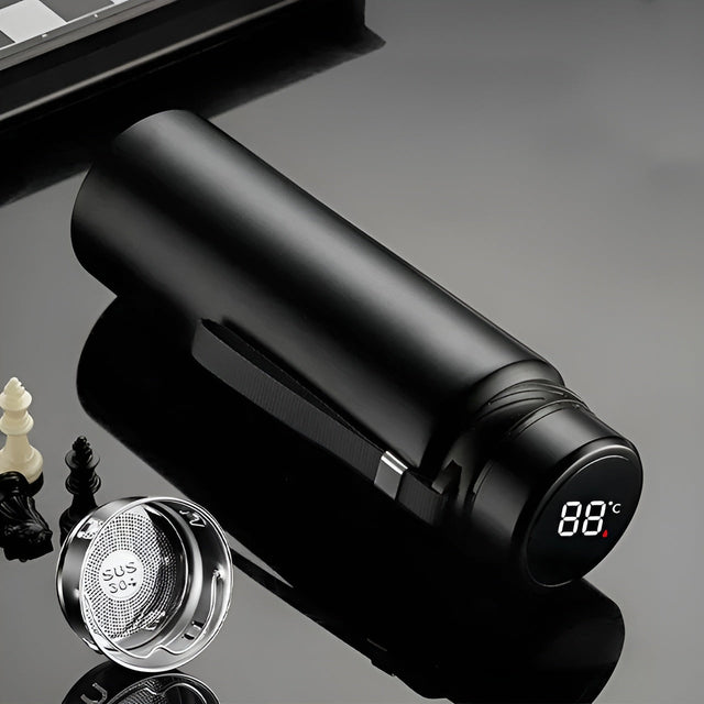 Isoleringsflaska i rostfritt stål – Håller drycker 24 h varma eller kalla | Stilig drickflaska Carvallo