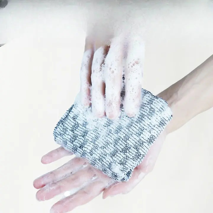 Exfolierande badhandduk i kolfiber – Antibakteriell kroppsskrubb för djuprengörande och mjuk hud MILA Sverige