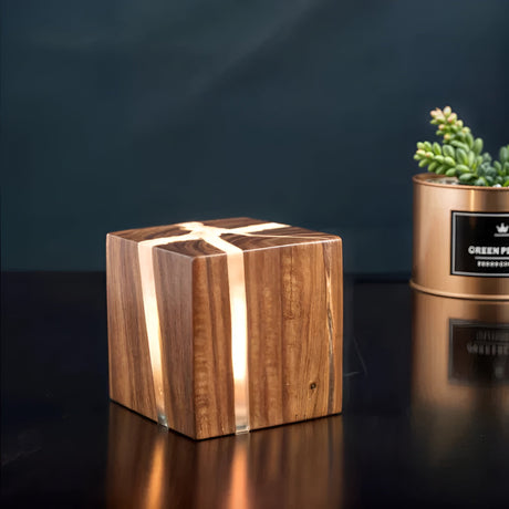 LED-bordslampa i kubform – Modern design av trä | Stilig för vardagsrum och sovrum Carvallo
