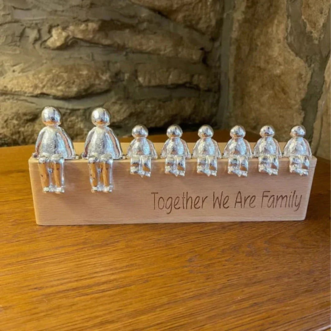 Tidlös familjeskulptur Carvallo