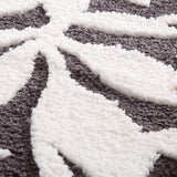 Zyphire Leaf Pattern Bath Mat Carvallo