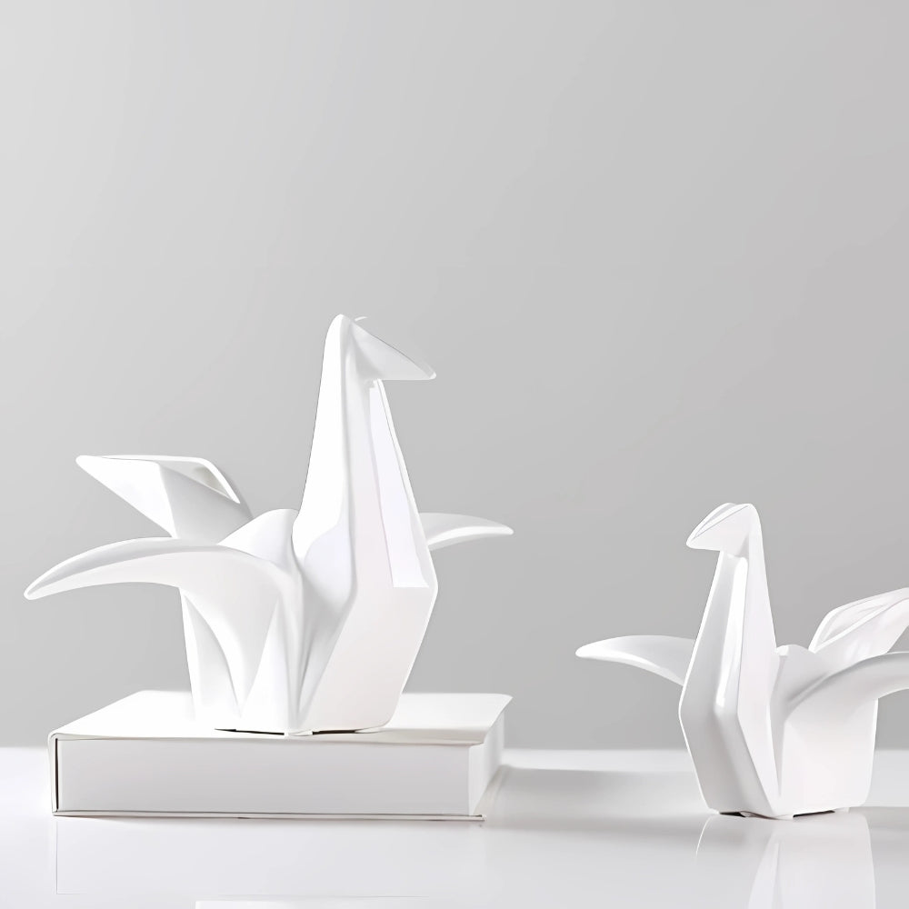 Origami-inspired keramik fågelstaty Carvallo