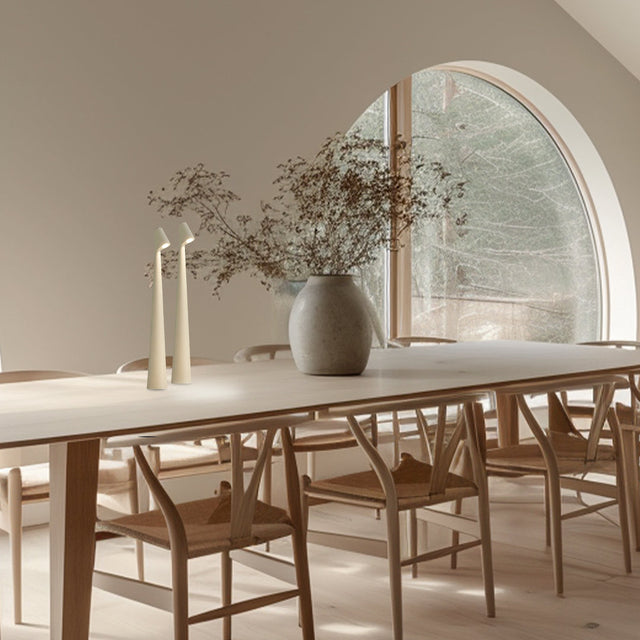 Bordslampa Modern Röd Metall LED Ljus Carvallo