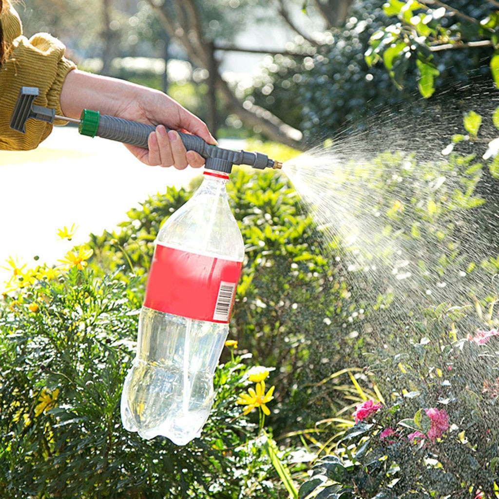 Universell flaskträdgårdspray med högtrycksdysa – För växtbevattning och rengöring Carvallo
