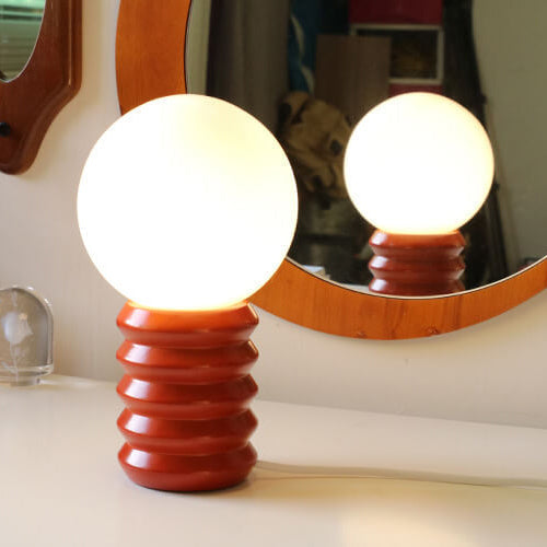 Vintage orange bordslampa i massivt glas – Retro berlock med varmt sken MILA Sverige