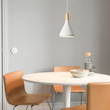 Nordisk Macaron Pendant Light | Trä Accent | Minimalistisk Charm | D7.09"-15.35" | Brick by Brick Carvallo