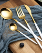 Carvallo Lumine – Lyxigt Bestickset med Guldaccenter och Matt Svarta Handtag Carvallo