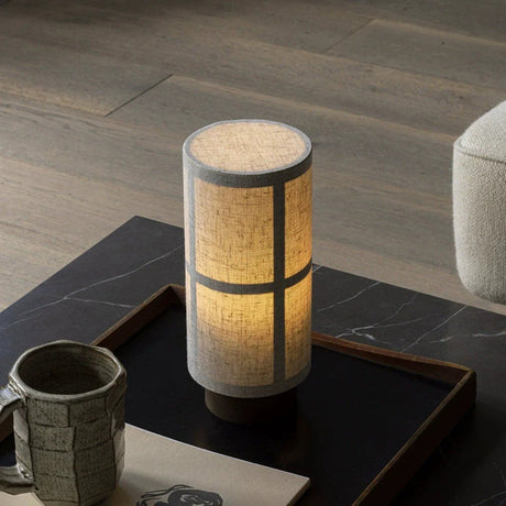 SilkGlow – Japanskinspirerad bordslampa med mjukt, mysigt ljus och elegant design Carvallo
