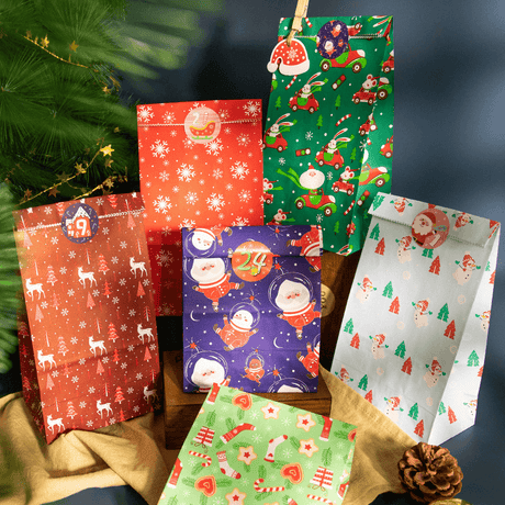 24x Flerfärgade Julklappspåsar - Färdiga Presentpåsar-Jul-BB-Hemnix