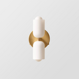 Double‑Head Vägglampa | Unisex Metall & Akryl Dual‑Ljus | Brick by Brick Carvallo