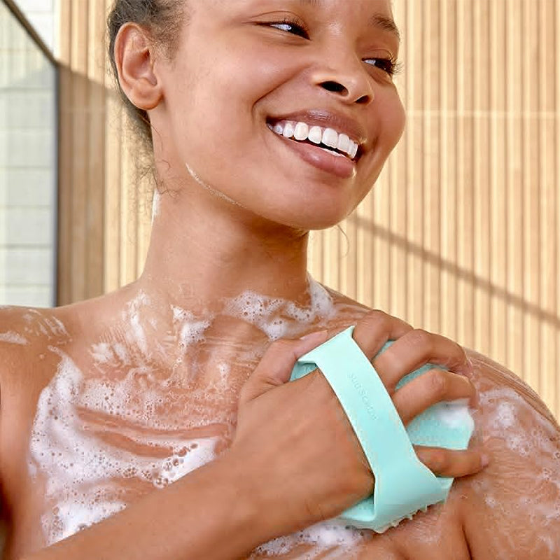 SilkiScrub - Skonsam badborste för slät och strålande hud Carvallo