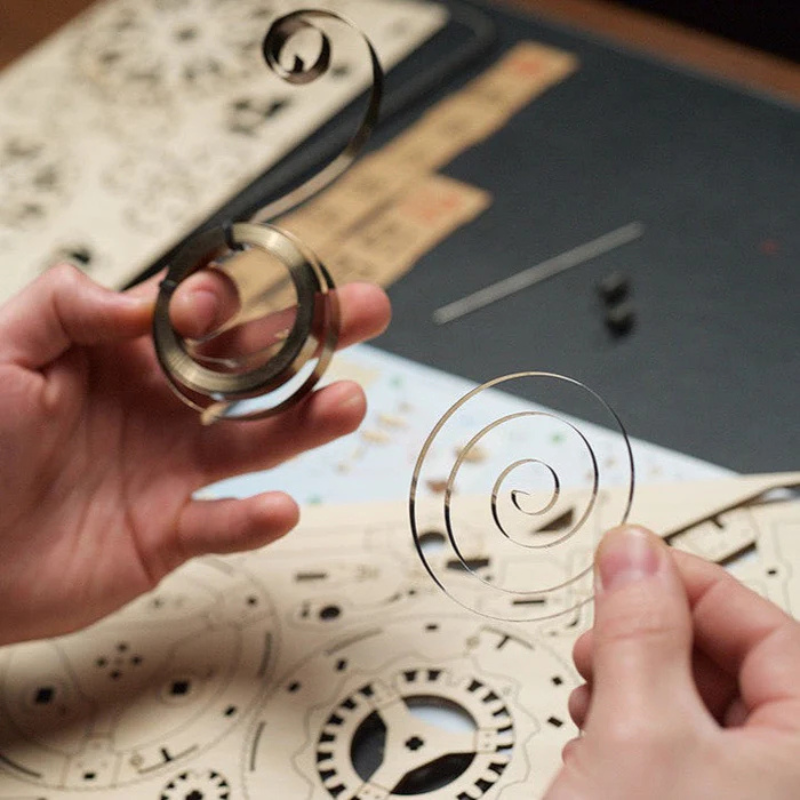 Trähjulsats | 3D DIY pusselur för skrivbord Carvallo